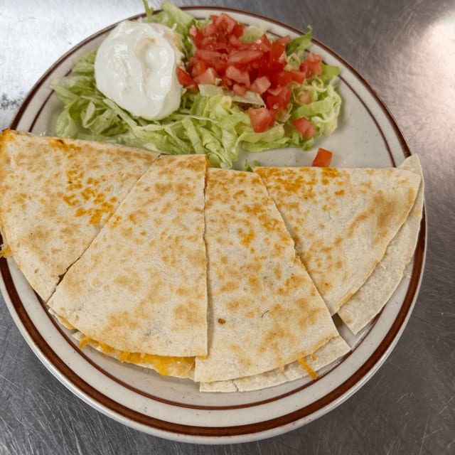 10" Quesadilla.