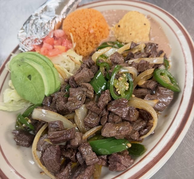 Steak a La Mexicana.